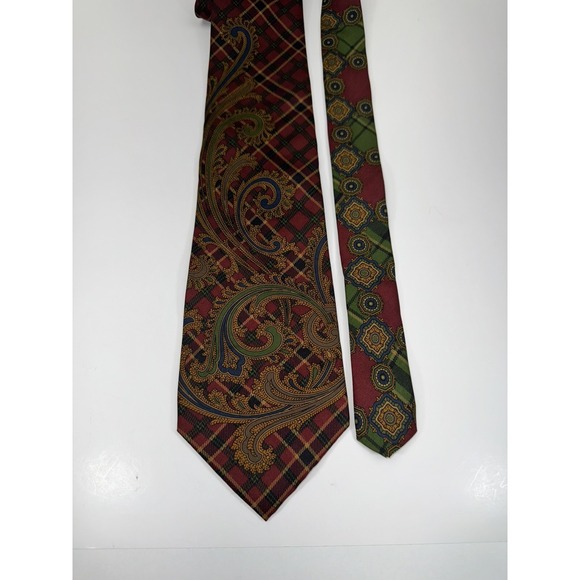 Tommy Hilfiger Other - Tommy Hilfiger NECK TIE,  100% Italian Silk, Dark Red/Green/Paisley, Made in USA